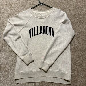 Villanova Women's crewneck sweater size small